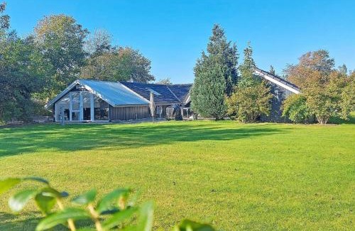 Bork Havn House | Ideal 8-Person Holiday Home in Hemmet - Pet & Child Friendly