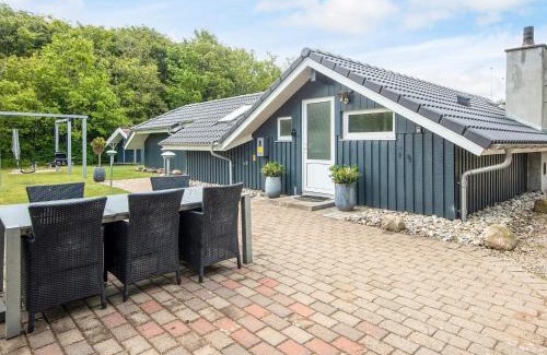 Bork Havn House | Ideal 8-Person Holiday Home in Hemmet - Pet & Child Friendly