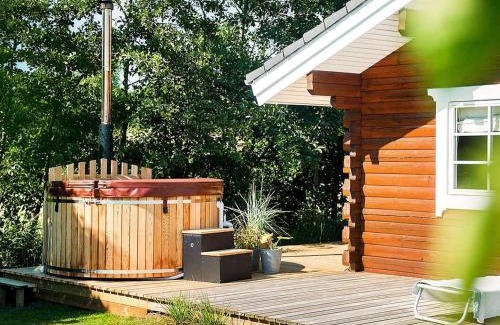 Falen House | Spacious 8-Person Holiday Home in Family-Friendly Hemmet