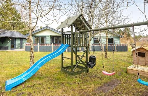 Hemmet House | Spacious 8-Bedroom Holiday Home in Hemmet for Families