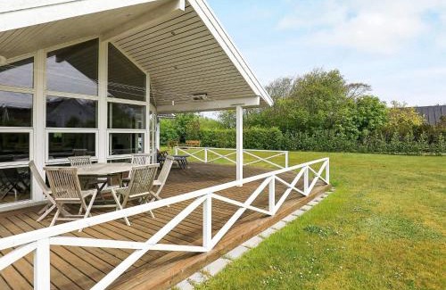 Lemvig House | Perfect Family Getaway: 8-Person Holiday Home in Lemvig