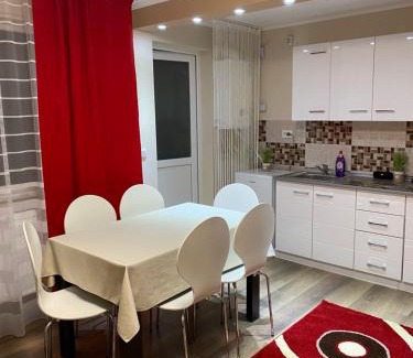 Cavnic Apartment | Discover 8 Residence Apartment - Guest Rated 9.7/10
