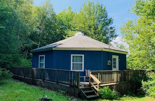 Roxbury Apartment | 8 Sided Tiny House down a Private Road w/ 15 acres