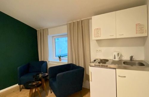 Matzleinsdorf Apartment | 8 Studios with Terrace in Margareten