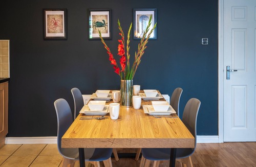 Ballycastle House | Experience Comfort at 8 The Abbey with Oceanfront Views