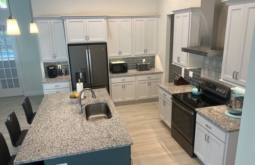 Port Charlotte House | Family-Friendly 8 Turtles Villa with Pool & Spa Near Boca Grande