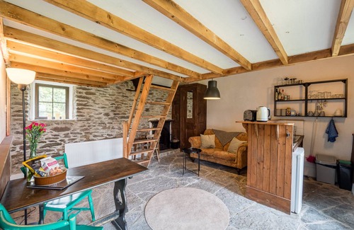 Ventry Cottage | Cozy 80 m² Cottage with Kitchen and Pet-Friendly Stay