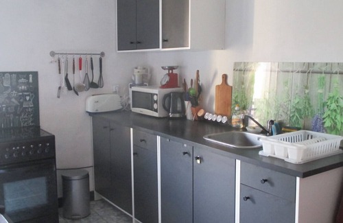 Sommieres House | Spacious 80 m² Gîte in Sommières with Pool & Family-Friendly