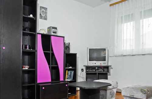 Balatonmariafurdo House | Spacious 2-Bedroom House for Up to 5 Guests