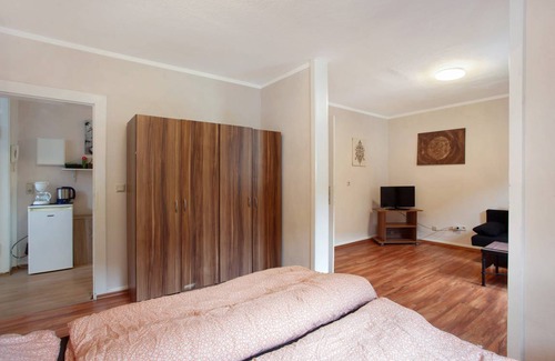 Ortsmitte Resort | 80 m² Private room ∙ 1 bedroom ∙ 11 guests