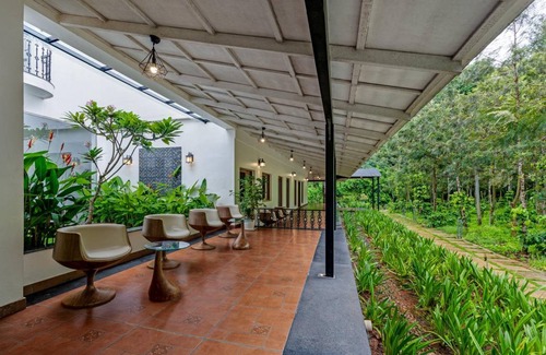 Vastare Resort | Spacious 80 m² Resort with Pool for 4 Guests – Guest Rated 9/10