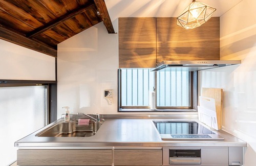 Koshigoe House | Discover Bettei Enoshima: A Historic Folk House Escape