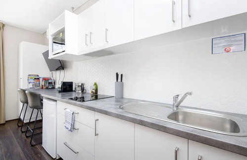 East Perth Apartment | Inviting 802 Sweet Serenity Studio with High-Floor Views