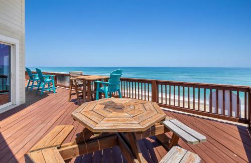 Rodanthe House | Oceanfront Retreat at 8045 Mirlo Hi with Spa & Hot Tub
