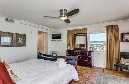 Pensacola Beach House | Top-Rated 804E Regency Towers: Pet-Friendly Retreat
