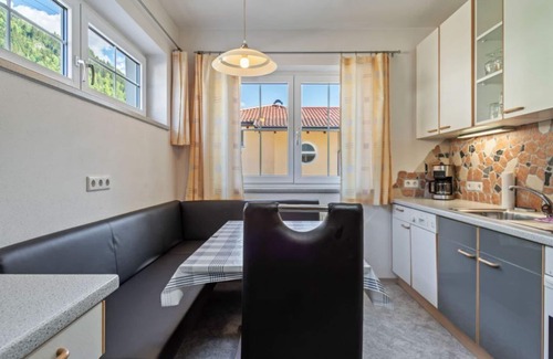 Hart im Zillertal House | Spacious 80m² Apartment with Pool and Terrace, Rated 9.8