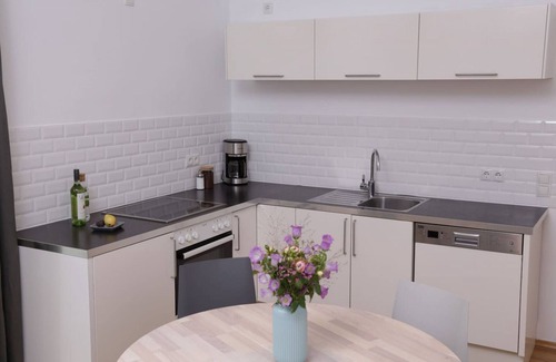 Prenzlauer Berg Apartment | Guest Rated 10/10: Contemporary Design Apartment by Bensimon