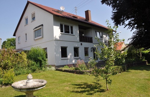 Leipheim Apartment | Idyllic 80qm Forestside Apartment with Ocean View & Breakfast