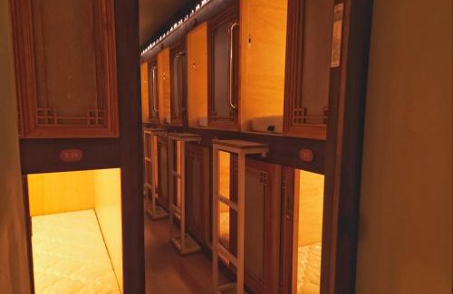 Seogyo-dong Hotel | 82 Capsule Hotel
