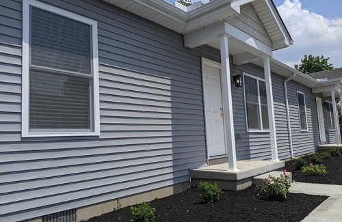 Washington Court House Apartment | Cozy 2-Bed Apartment on Gregg St - Family Friendly Stay