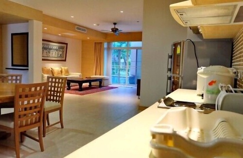 Hua Hin Apartment | Inviting Lagoon Condo with Pool Access and Kitchen Amenities