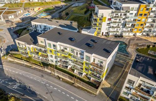 Arstad Apartment | Spacious 3-Bedroom Retreat Near Airport and City Center