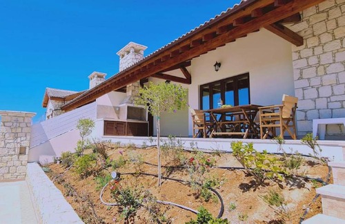 Anarita Villa | Spacious 2-Bedroom Villa with Pool for Family Getaways