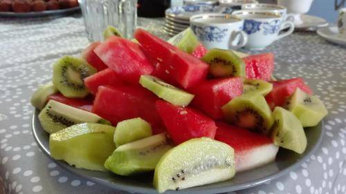Samborzec Hostel | Spacious 85 m² Hostel with Kitchen for 11 Guests