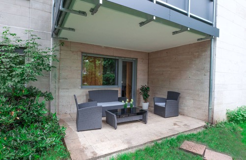 Rhein-Erft-Kreis District Apartment | Cozy Ground Floor Apartment with Terrace & Pool Access