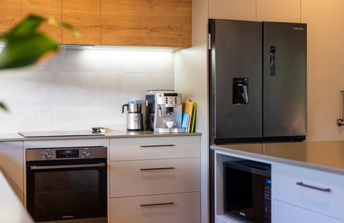 Wallaga Lake House | Elevated Stay at 86A Fairhaven Point Way with Ocean View