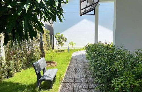 Phu Quoc Hotel | Guest Rated 10/10: 88 Bungalow Phu Quoc with Pool & Breakfast