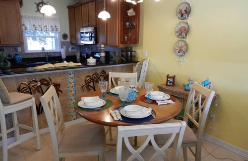 Long Beach Condo | Unforgettable Ocean View Hotel with Breakfast & Pool Access