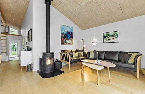 Knebel House | 89 m² House ∙ 3 bedrooms ∙ 6 guests