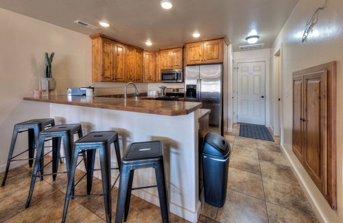 Moab South Valley House | Rim Vista Oasis: Guest Rated 9.8 with Private Patio & Pool