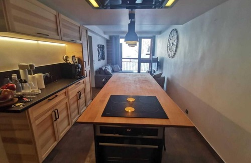 Arc-2000 Apartment | Perfect Mountain View Hotel Near Les Arcs Ski Slopes