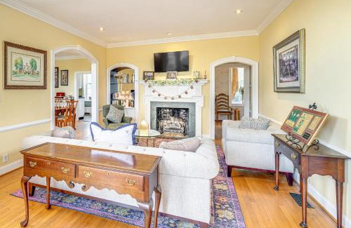 Radford House | 9-Acre New River Retreat Near Radford University