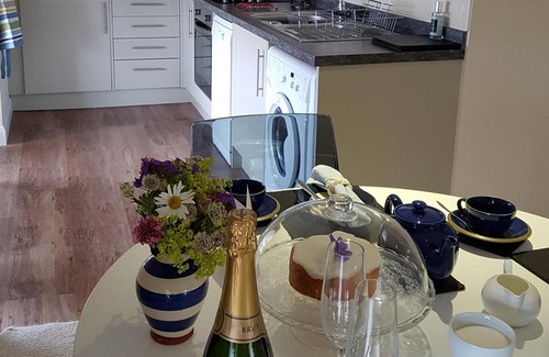 Berwick-upon-Tweed Apartment | 9, ARCHES APARTMENT at the centre of BERWICK upon TWEED