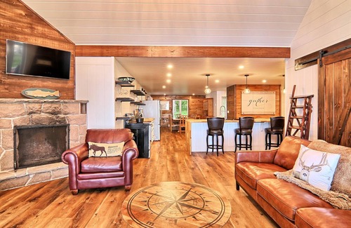 Port Carling Cottage | Relaxing Lake Rosseau Cottage with Private Beach Access