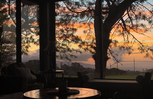 Roble House | 9-bedroom at the top of the mountains with WiFi/sport arenas/fireplace/hiking