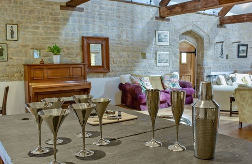 Littlebredy Cottage | 9 bedroom accommodation in Litton Cheney, near Dorchester
