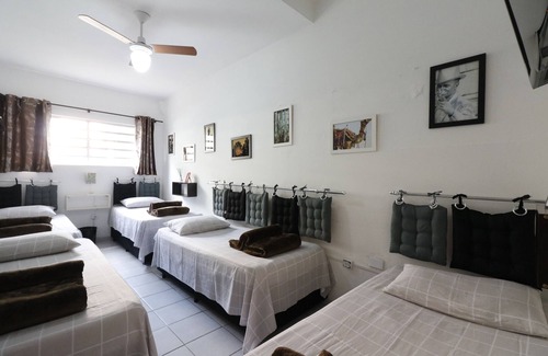 Bela Vista House | Spacious 9-Bedroom House on Paulista for Large Groups