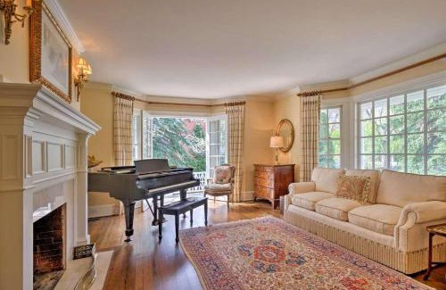 Broadmoor House | Discover Family-Friendly Stays at 9 Broadmoor Ave