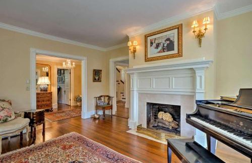Broadmoor House | Discover Family-Friendly Stays at 9 Broadmoor Ave