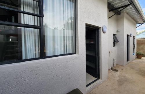Polokwane Apartment | Discover 9 Levubu Cottages: Pet-Friendly & Family Ready