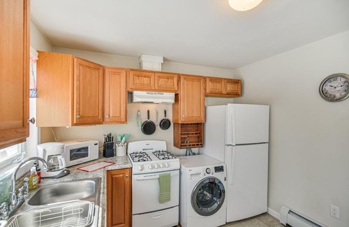 Westport House | 9 Mi to Beach Home with Private Yard in Westport