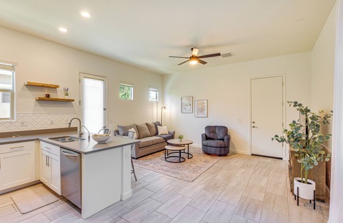 Chandler Apartment | 9 Mi to Chandler Fashion Center: Apt Near Golf!