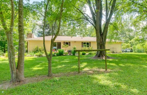 Frederick House | 9 Mi to Downtown Rushville Cozy Getaway with Grill