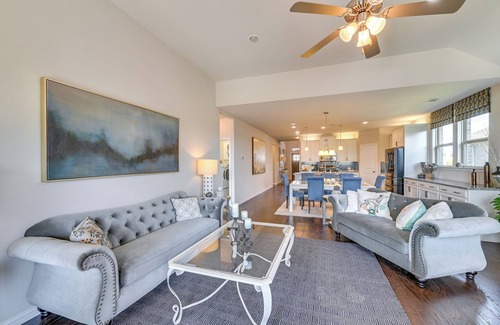 Prosper House | Modern Prosper Retreat - Spa & Breakfast Near Frisco Square