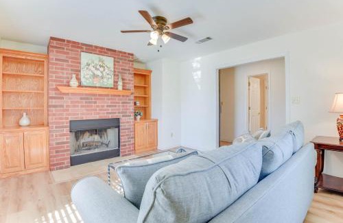 Sanger House | Relaxing Texas Retreat with Pool Near Ray Roberts Lake