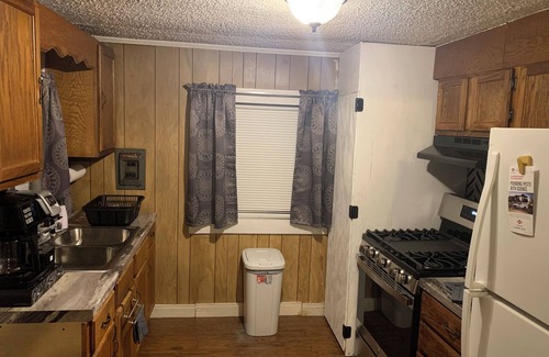 Pine Bluff House | Family-Friendly 3BR Home Near Saracen Casino with WiFi